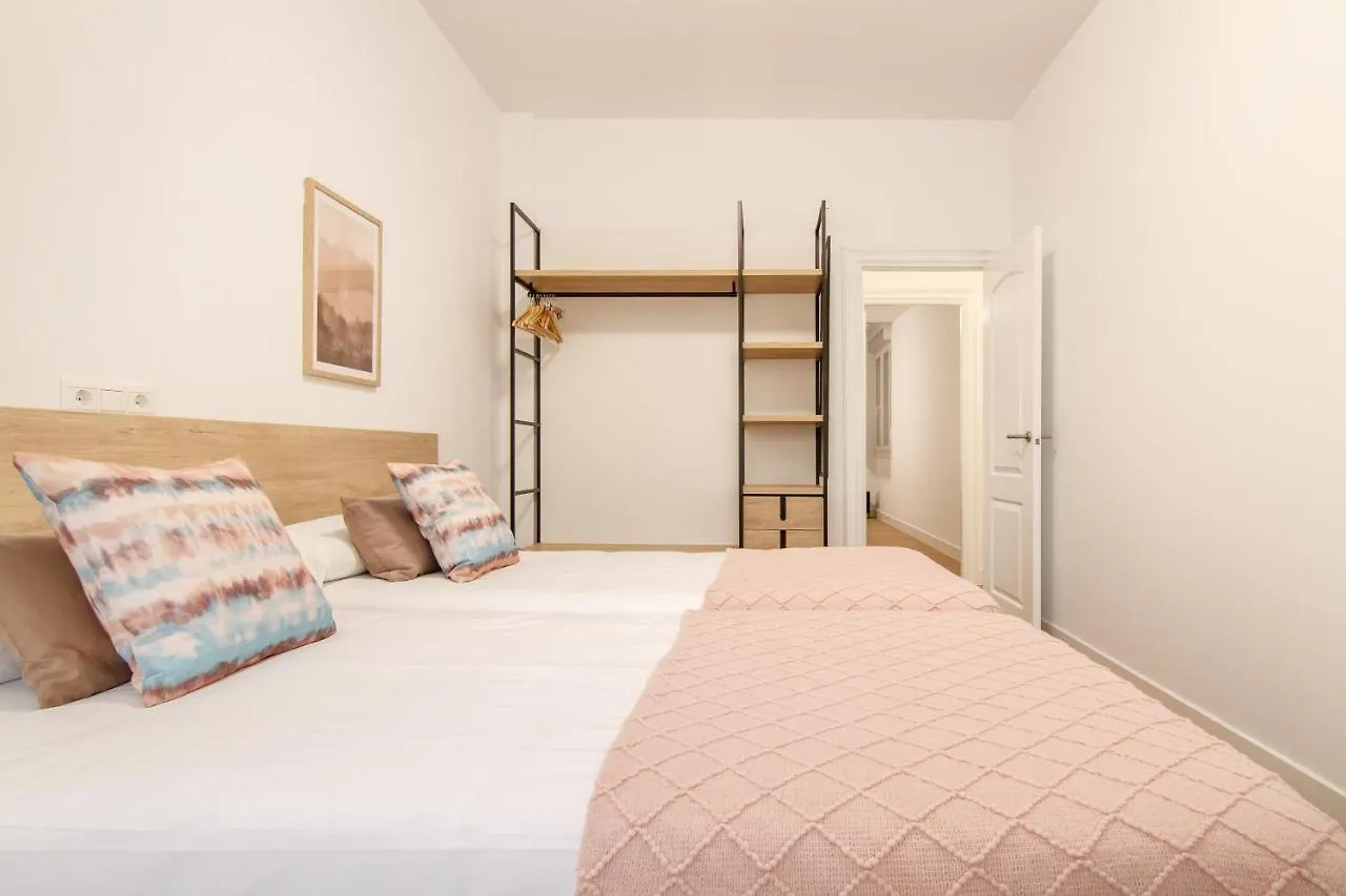 Apartamento Elegante y Recién Reformado en Abando Bilbao