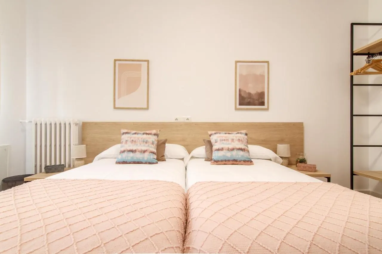 Apartamento Elegante y Recién Reformado en Abando Bilbao